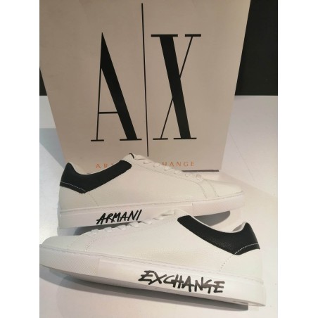 Sneakersy Armani Exchange XUX145 XV598 K488