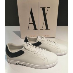 Sneakersy Armani Exchange XUX145 XV598 K488